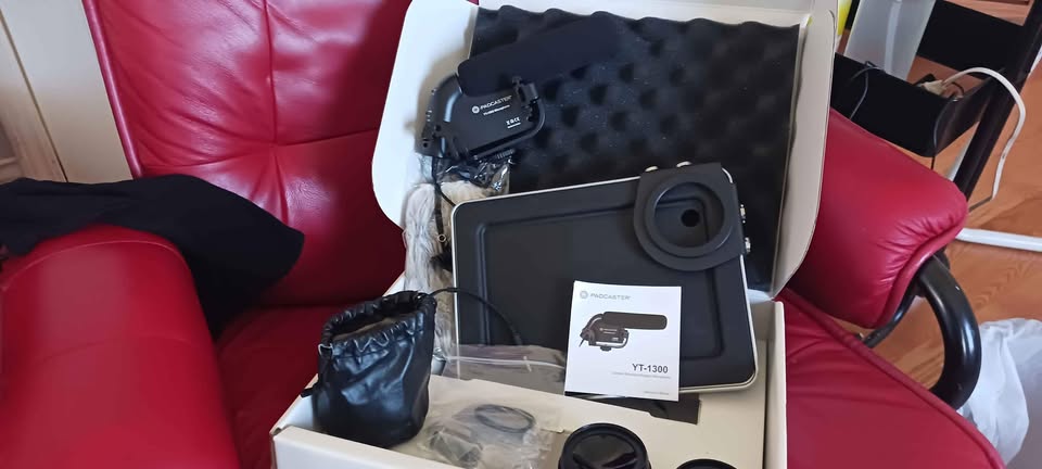 Padcaster Case and Equipment