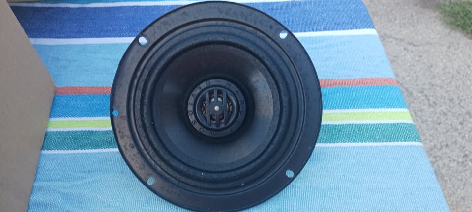 Harley Davidson OEM Audio System Speakers #76000819