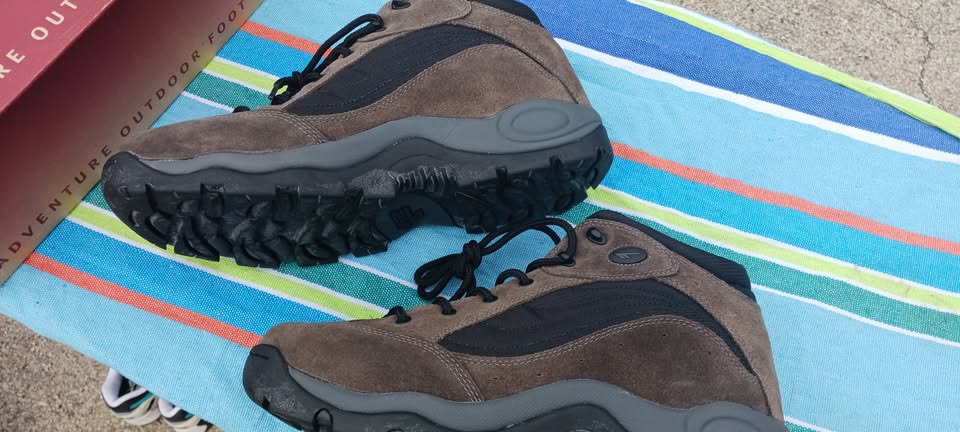 Hi-Tec Hiking Shoes, Boots, Altitude VI Waterproof, size US 14 for men, NEVER USED, BRAND NEW