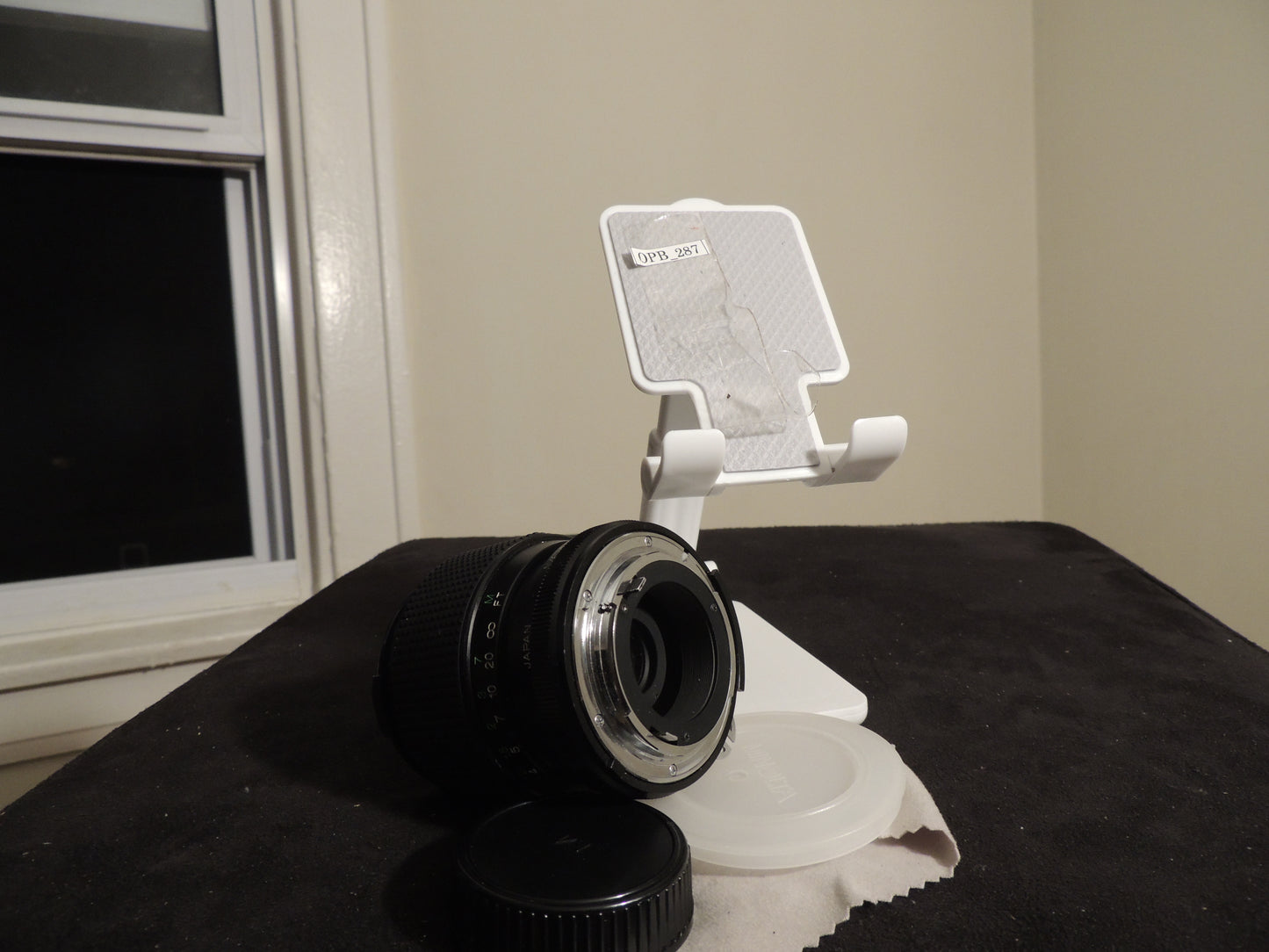 VIVITAR 35-70MM, 1:2.8-3.8, MC MACRO FOCUSING ZOOM LENS, ⌀55mm