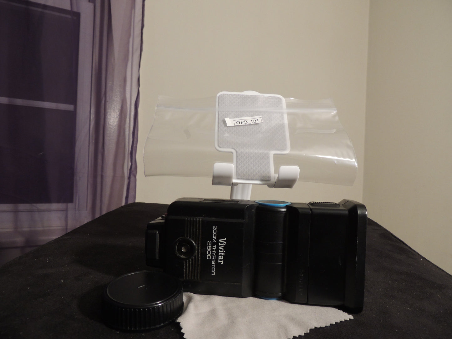 Vivitar Zoom Thyristor 2500 Shoe Mount Flash