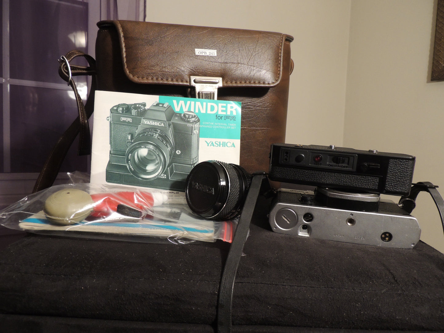 Yashica FR II 35mm SLR Camera bundle, Original Lens (50mm ML f1.4), Accessories, Original Leather Case