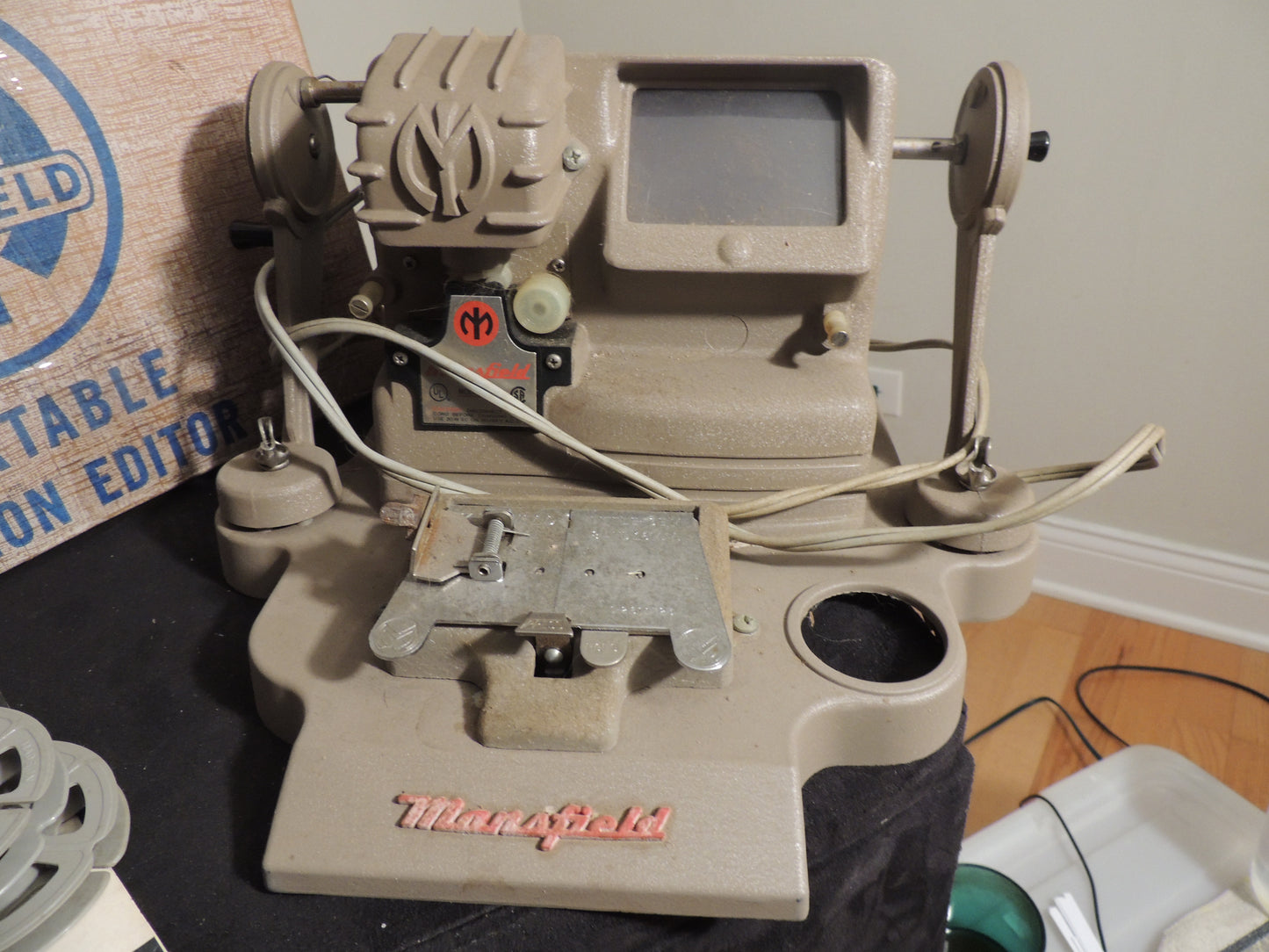 Mansfield Model 950 8mm Portable Action Editor, Movie Film Splicer