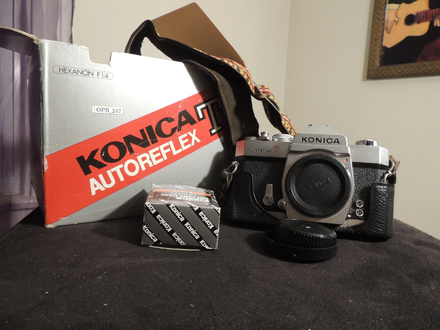 Konica Autoreflex T, Camera, strap, original case and box