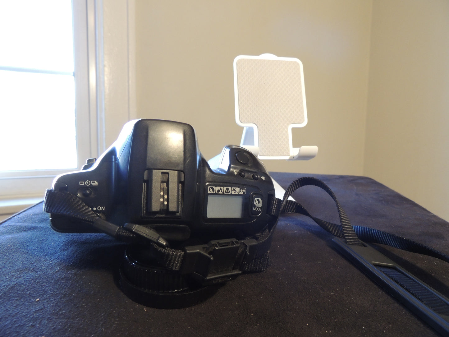 Minolta Maxxum 300si 35mm SLR Camera, Camera only, with original strap and battery pack