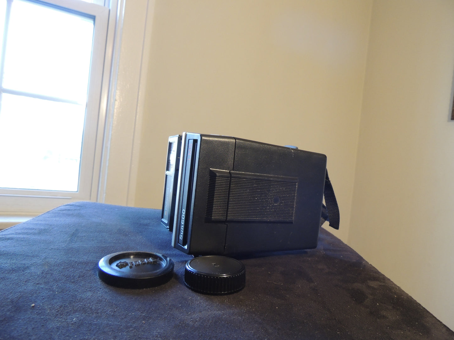 Polaroid Sun 600 LMS Instant Film Camera with Strap and Flash