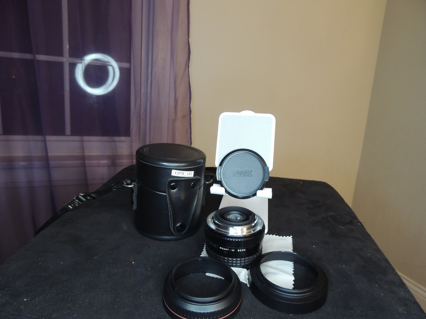 Focal MC Auto 28mm f2.8, Wide Angle Prime Lens, ⌀52mm, Camera Lens with original leather case.