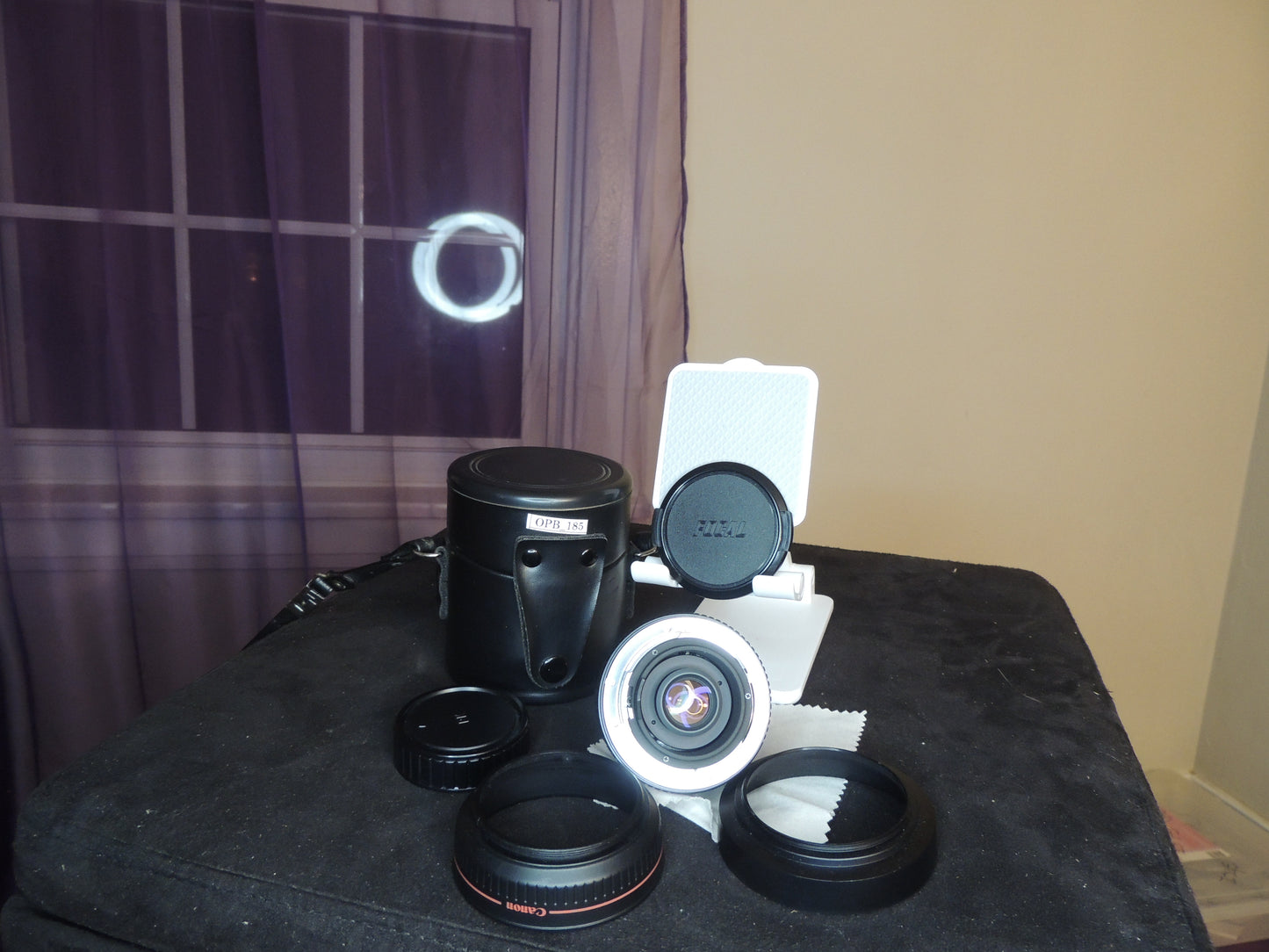 Focal MC Auto 28mm f2.8, Wide Angle Prime Lens, ⌀52mm, Camera Lens with original leather case.