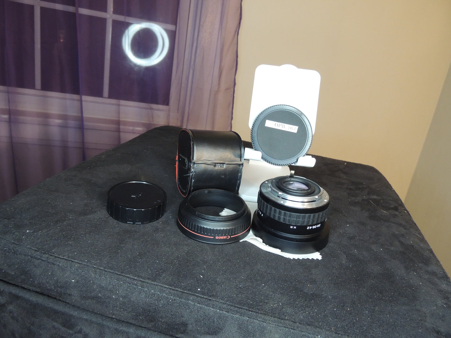 Focal MC Camera Lens 2X Converter 20-06-42 KR, with original leather case