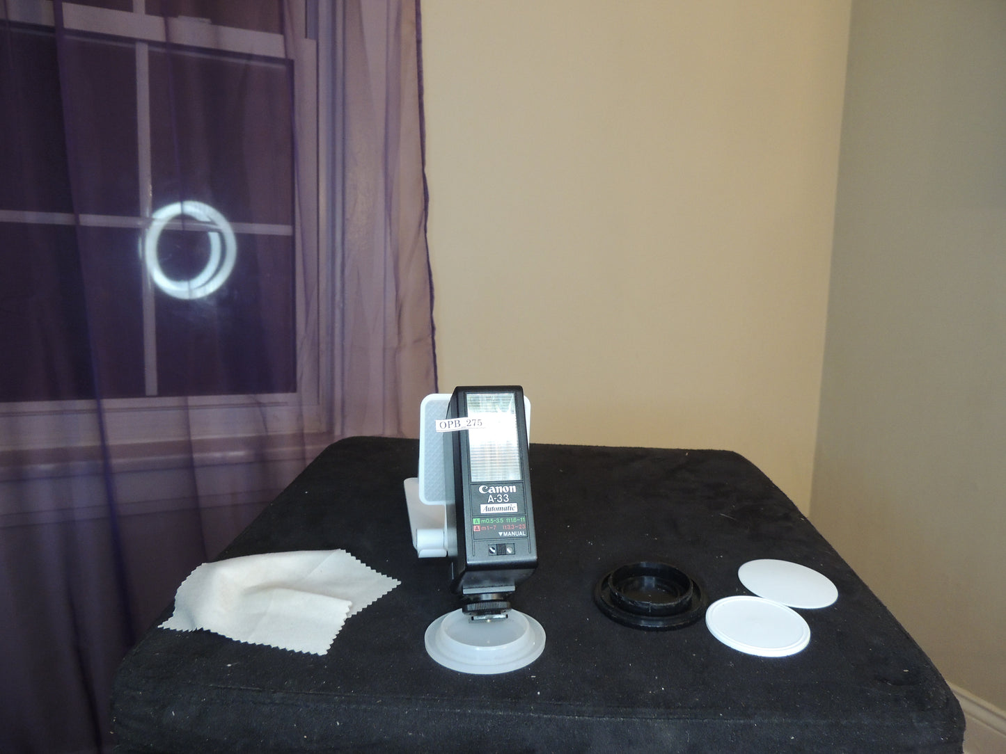 Canon A-33 Automatic Flash, with original leather case