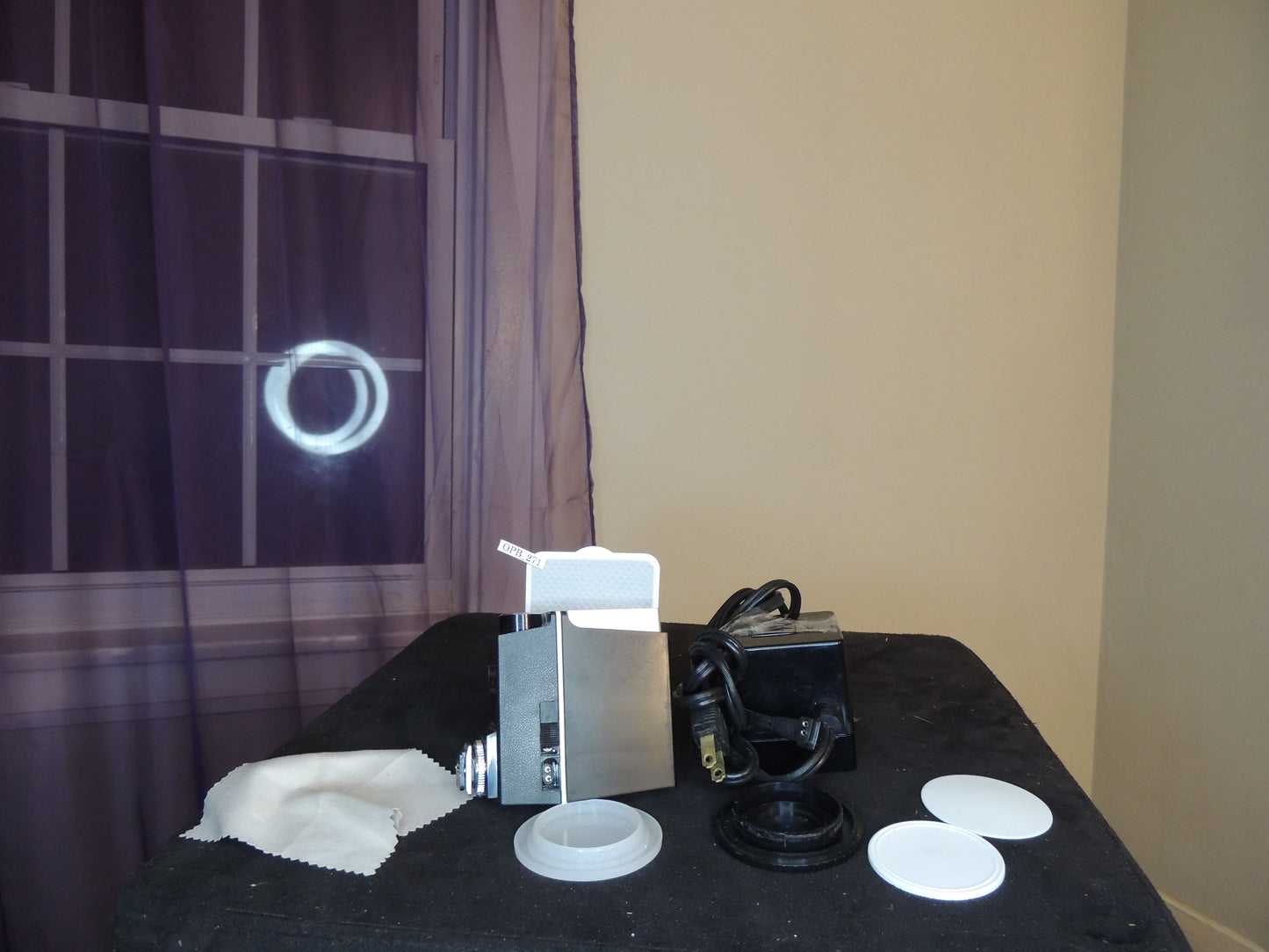 Honeywell Auto Strobonar 360A Electronic Flash, with dedicated OEM charger
