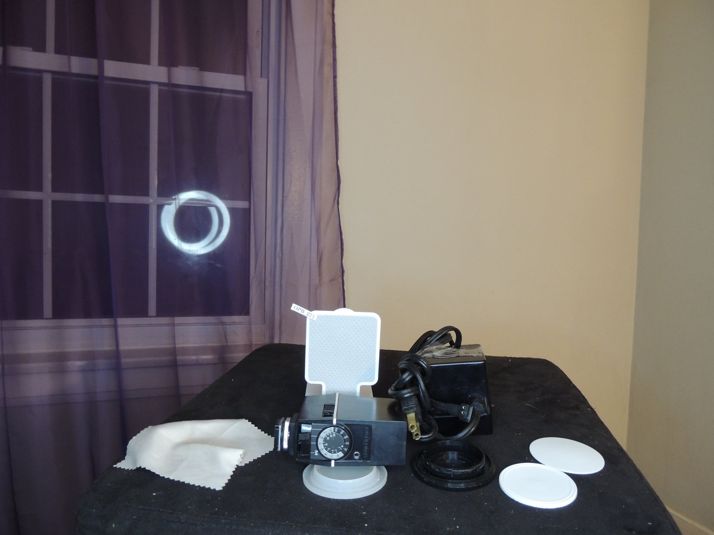 Honeywell Auto Strobonar 360A Electronic Flash, with dedicated OEM charger