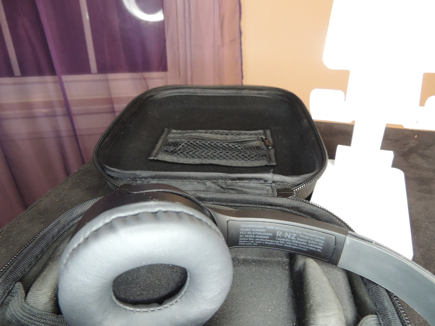 Belkin SoundForm Mini AUD001, Black Bluetooth Headphones with Built in Microphone and shock resistant case