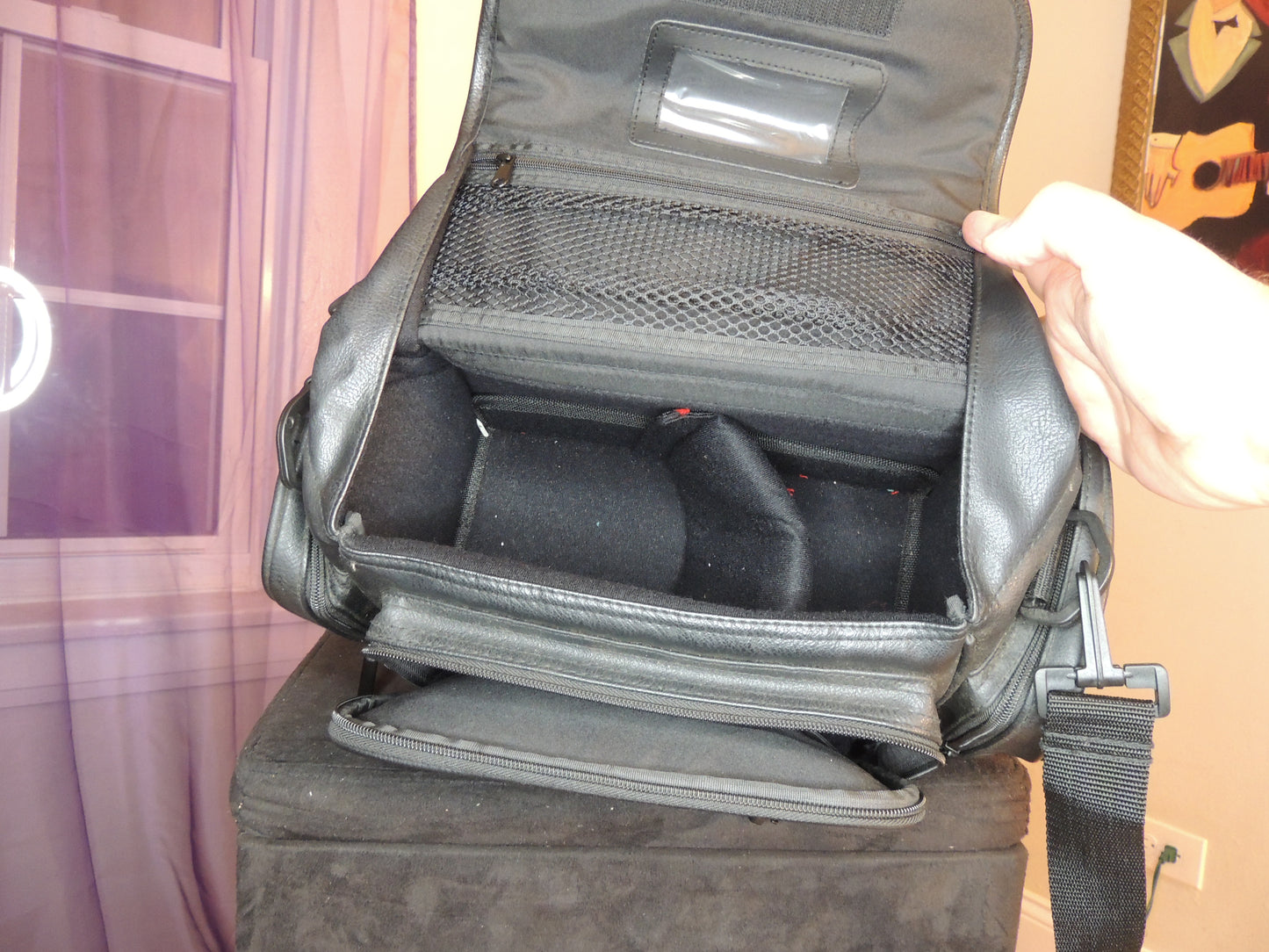 Sony Padded Bag Carrying Case for Cameras/Camcorders (model LCS-VA2) (water proof and shock resistant) (treated leather) (brand new)