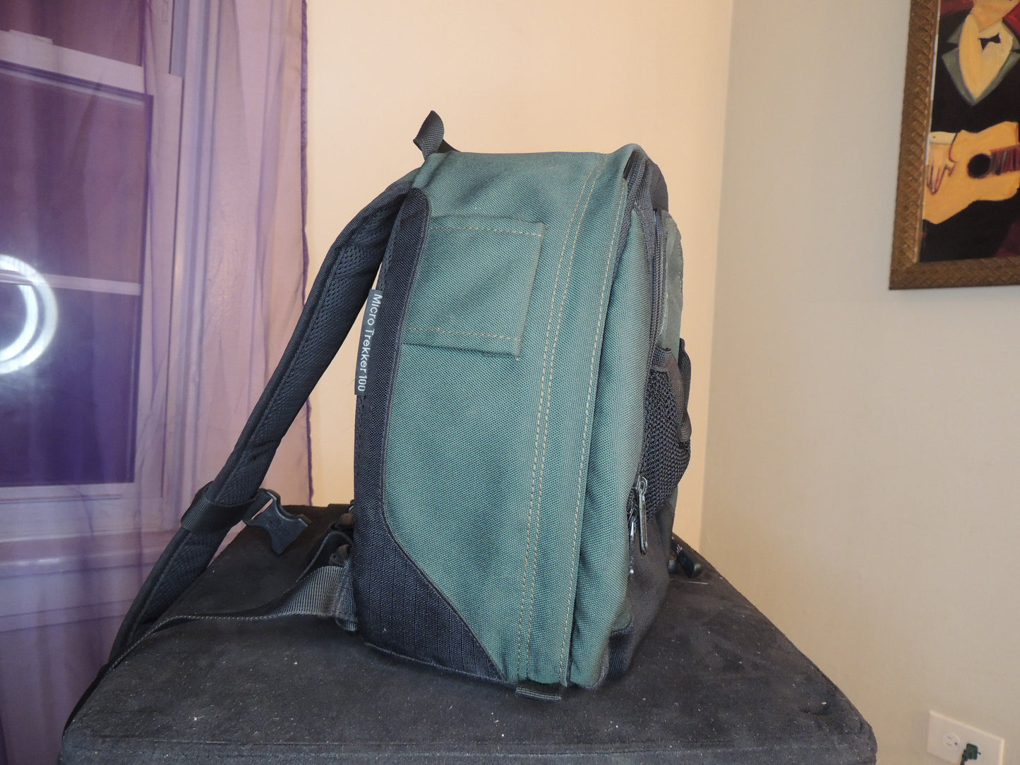 LowePro Micro Trekker 200 Padded Camera Equipment Bag (water proof and shock resistant) (brand new)