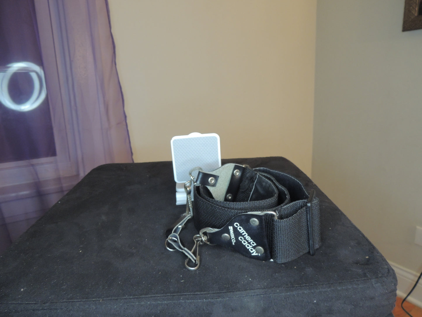 Ambico camera 32" Adjustable Strap Camera Caddy