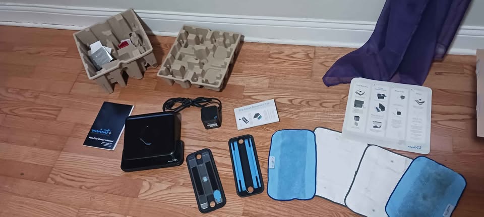 Automatic sweeper, hardwood floor cleaner, Rumba, Roomba, robot floor cleaner, robot sweeper.