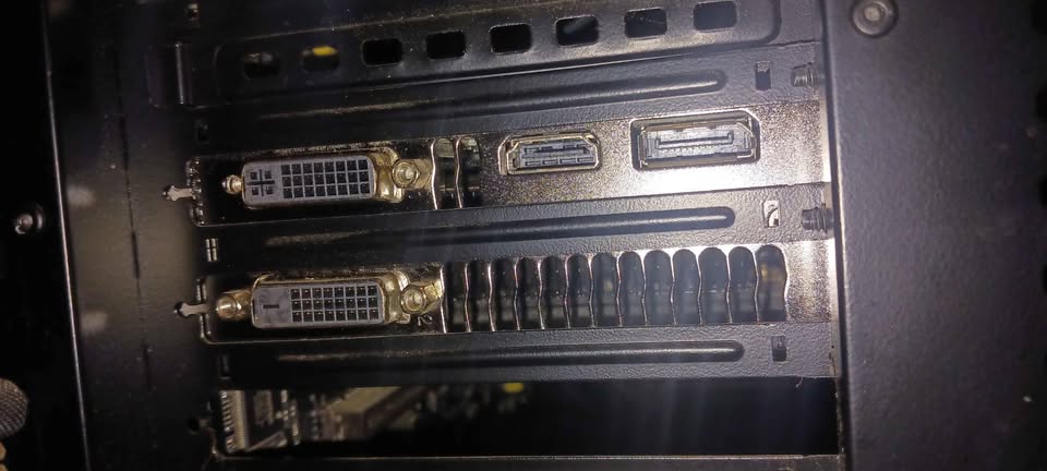 Power computer gear made for gaming and/or mining