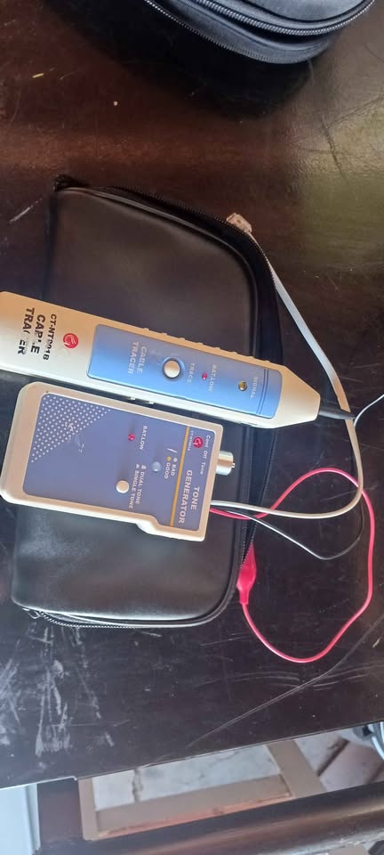 256713A-R Tone Generator &amp; Probe Kit, tone Generator &amp; Probe Kit, Analogy Network Cable Tracker