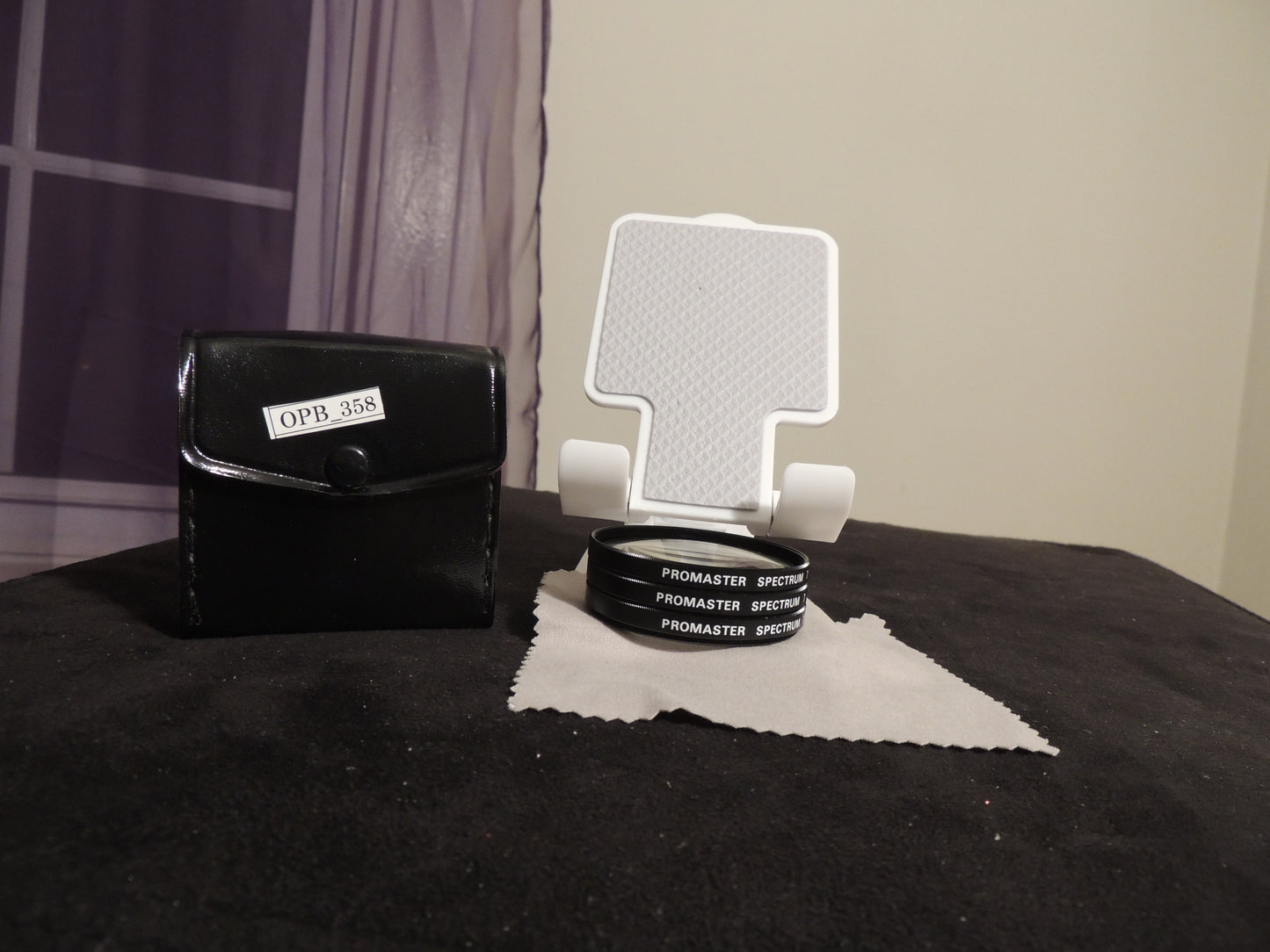 Promaster Spectrum 7 Camera Lens Set, 55mm, +1 +2 +4 with original safety leather case.
