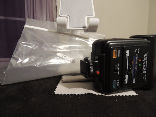 Sakar Auto 278 Electronic Flash For 35mm Cameras