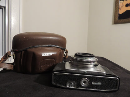DACORA SUPER DIGNETTE, 35MM CAMERA ISCO COLOR-ISCONAR 45MM 2.8 LENS