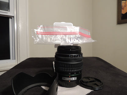 SMC Pentax-DA, 18-55mm AL, f/3.5-5.6, 52mm