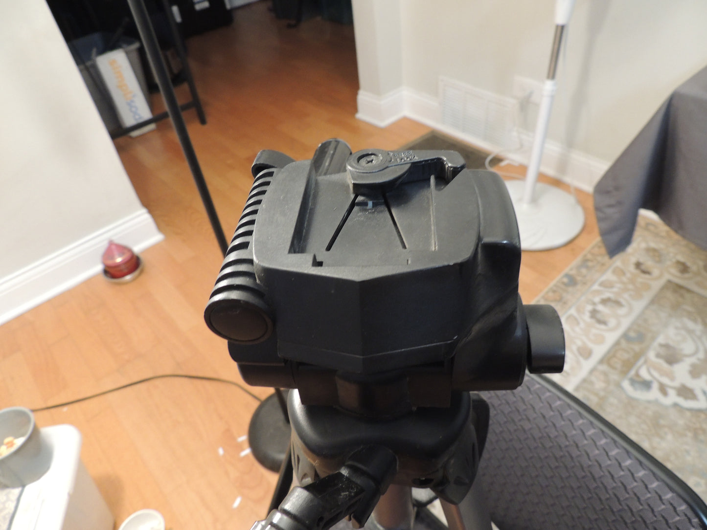 AMBICO 60" Tripod Camera Stand