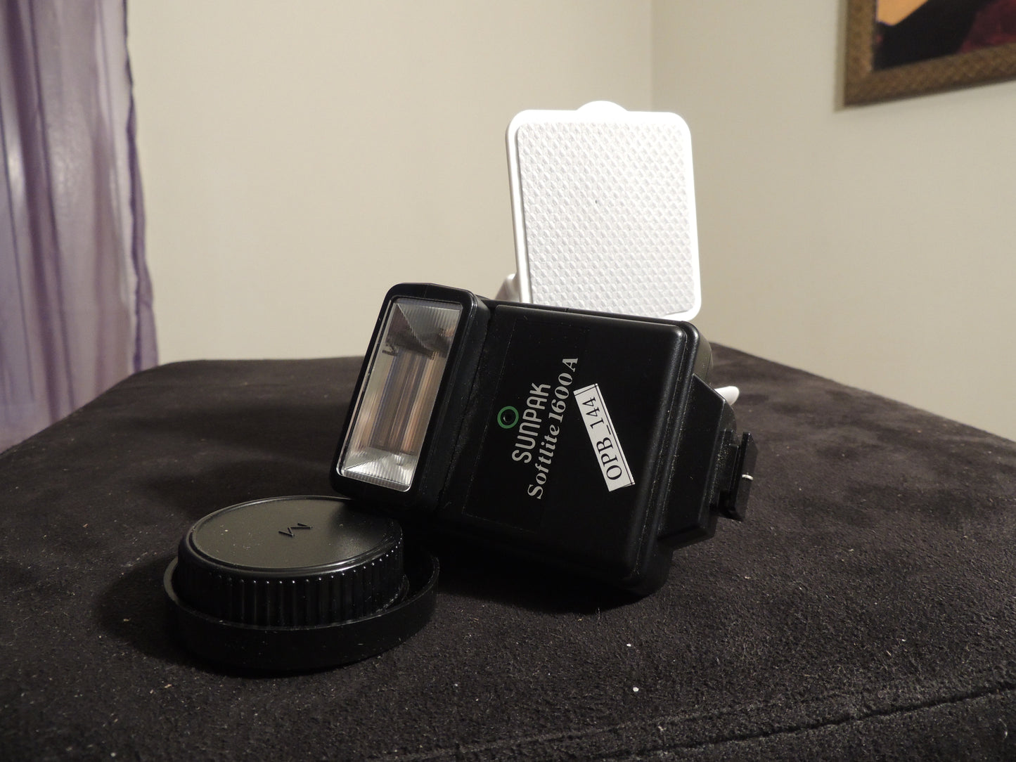 Sunpak Softlite 1600 A - Automatic Electronic Bounce Flash