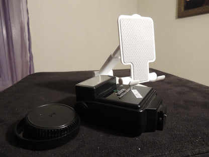 Sunpak Softlite 1600 A - Automatic Electronic Bounce Flash