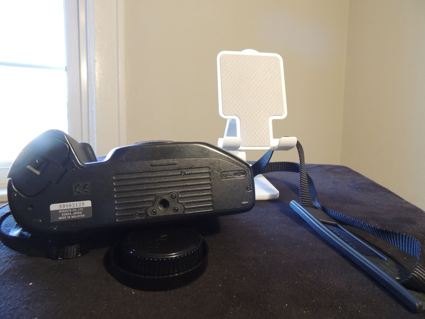 Minolta Maxxum 300si 35mm SLR Camera, Camera only, with original strap and battery pack