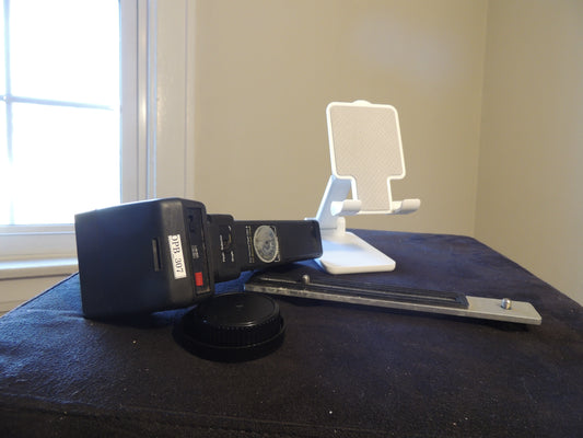 Focal MPF-700T Twin Professional Automatic Thyristor Bounce Electronic Flash, with original mount