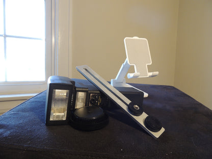 Focal MPF-700T Twin Professional Automatic Thyristor Bounce Electronic Flash, with original mount