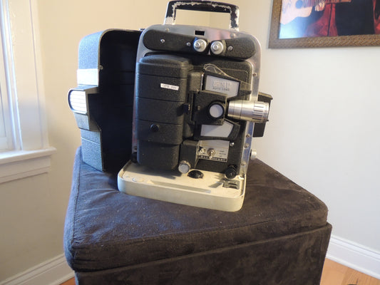 Bell &amp; Howell Lumina 1.2 Vintage Auto Load 8mm Projector