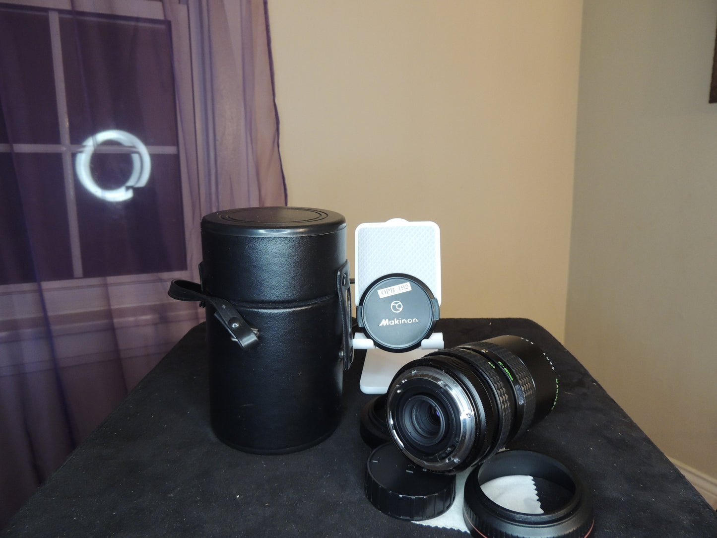 Makinon f/4.5 f=80-200mm, Auto Makinon MC, Camera Lens, with original leather case