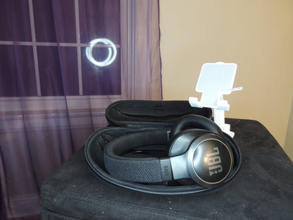 Headset JBL Live 770NC Adaptive Active Noise Cancelling Headphones, with shock resistant case