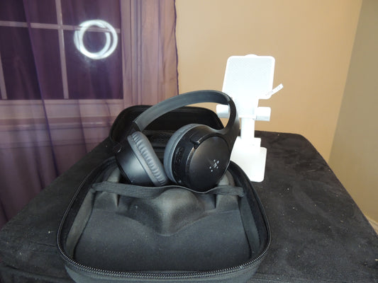 Belkin SoundForm Mini AUD001, Black Bluetooth Headphones with Built in Microphone and shock resistant case