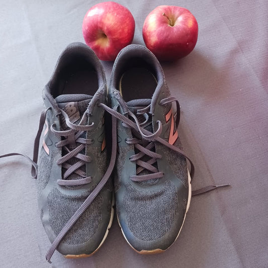 Lace-up Sneakers, light mesh, New Balance, FLXride, women Size: 8.5 (US)